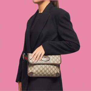 Gucci GG Supreme Monogram Neo Vintage
Web Belt Bag Brown